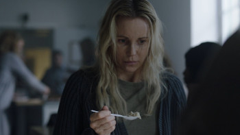cdn bron.s04e01.swedish.1080p.bluray.x264.mkv snapshot 01.38.917