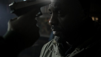 luther.s04e01.1080p.bluray.x264 cadaver.CZ EN.HDclub.sk.mkv snapshot 26.54.560