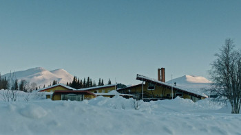 Svartsjön.S01E01.1080p.Viaplay.WEB DL.DD2.0.H264 iFLiX.CZ SV.HDclub.sk.mkv snapshot 00.12 [2018.10.1