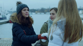 Svartsjön.S01E01.1080p.Viaplay.WEB DL.DD2.0.H264 iFLiX.CZ SV.HDclub.sk.mkv snapshot 04.20 [2018.10.1