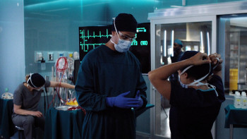The.Good.Doctor.S01E01.Burnt.Food.1080p.AMZN.WEB DL.DD5.1.H.264 QOQ.mkv snapshot 17.00 [2018.10.27 2