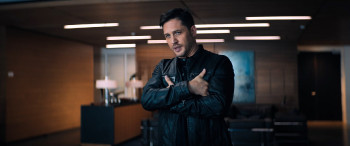 Venom.2018.1080p.WEBRip.x264.AAC2.0 SHITBOX.CZsub.mkv snapshot 00.07.20 [2018.12.02 09.08.33]