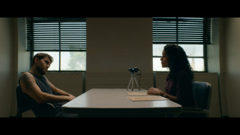 Tell.Me.a.Story.US.S01E02.Chapter.2.Loss.1080p.AMZN.WEB DL.DDP5.1.H.264 NTb.CZ EN.HDclub.sk.mkv snap