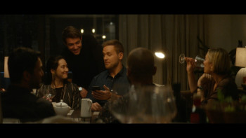 Tell.Me.a.Story.US.S01E01.Chapter.1.Hope.1080p.AMZN.WEB DL.DDP5.1.H.264 NTb.CZ EN.HDclub.sk.mkv snap