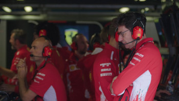 Formula.1.Drive.to.Survive.S01E01.1080p.WEB.X264 AMRAP.CZsub.mkv snapshot 10.22 [2019.04.10 23.00.01
