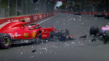 Formula.1.Drive.to.Survive.S01E02.1080p.WEB.X264 AMRAP.CZsub.mkv snapshot 13.36 [2019.04.10 23.01.31
