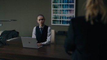 Billions.S04E01.Chucky.Rhoadess.Greatest.Game.1080p.AMZN.WEB DL.DDP5.1.H.264 NTb.CZ EN.mkv snapshot 
