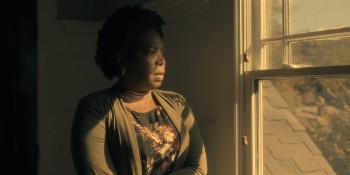 The.Haunting.of.Hill.House.S01E01.2160p.WEBRip.X265 DEFLATE.CZ EN.mkv snapshot 00.40.16 [2019.08.27 