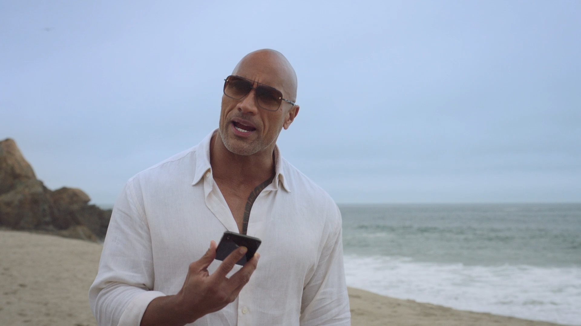 Ballers.S05E01.Protocol.Is.for.Losers.1080p.AMZN.WEB DL.DDP5.1.H.264 NTb.CZ EN.mkv snapshot 06.06 [2