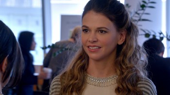 Younger.S01E01.Pilot.1080p.AMZN.WEB DL.DDP2.0.x264 NTb.CZ EN.mkv snapshot 16.49 [2019.10.22 13.43.34
