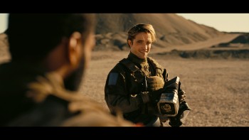 Tenet.2020.IMAX.1080p.BluRay.x264.DTS HD.MA.5.1 FGT.mkv snapshot 02.20.35.844