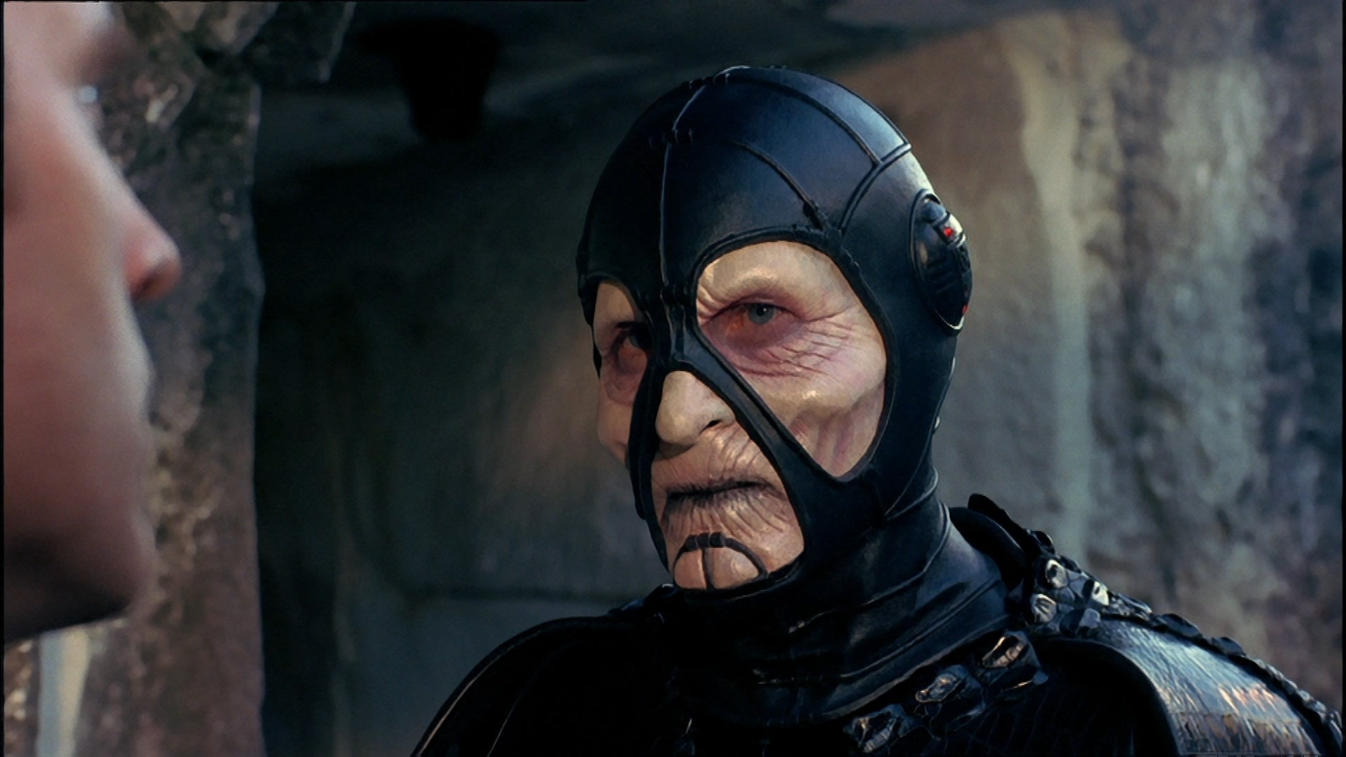 Farscape.The.Peacekeeper.Wars.2004.1080i.Bluray.GER.MPEG2.Remux.cz en.mkv snapshot 00.54.34.080