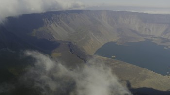 4Y8X0.jpg