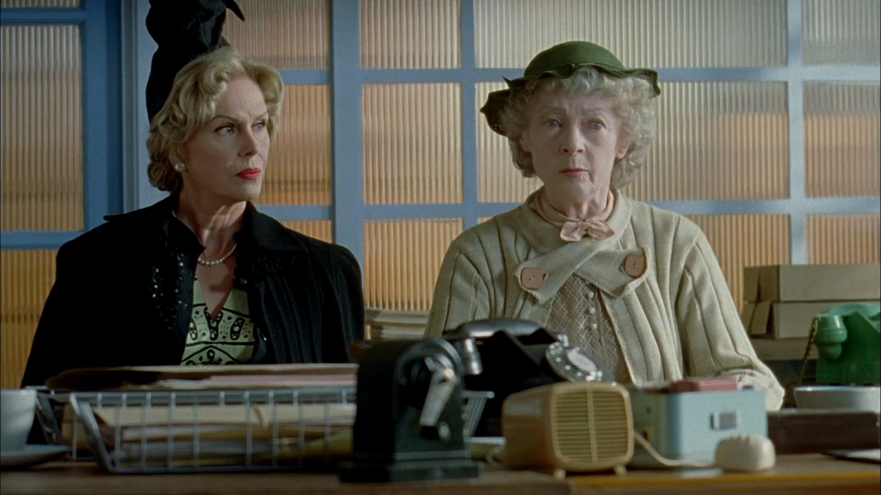 Agatha.Christies.Marple.S01E01.720p.BluRay.DD2.0.x264 TheBox.cz en.mkv snapshot 01.22.15.039