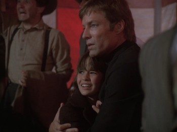 The.Thorn.Birds.S01E01.1080p.WEB DL.DD.2.0.H264 HDclub.SK.mkv snapshot 01.12.39.526