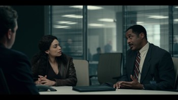 Dopesick.S01E01.First.Bottle.1080p.HULU.WEB DL.DDP5.1.H.264 FLUX.CZ EN.mkv snapshot 00.51.30.667