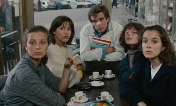 La.boum.2.1982.720p.BluRay.FLAC.2.0.x264 ThD.CZ FR.mkv snapshot 01.04.52.042