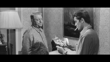 Mélodie.en.sous sol.1963.1080p.Blu ray.AVC.DTS HD.MA.2.0 zppzbb.CZ FR.mkv snapshot 01.10.25.000